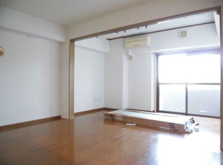 東京都豊島区南長崎5(マンション)の賃貸物件の居間