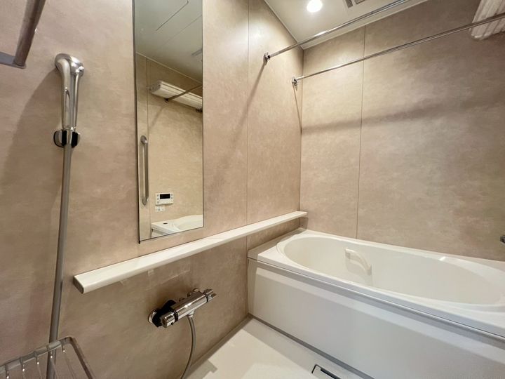 エール ブランシェの風呂