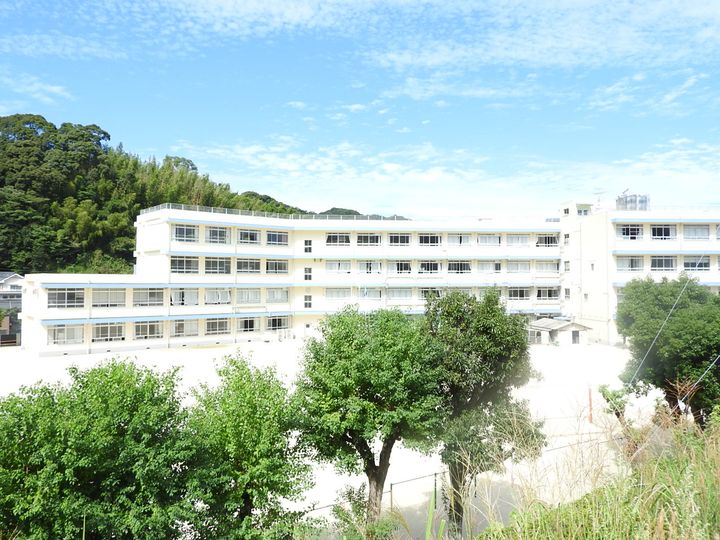 長崎県長崎市滑石4(一戸建)の賃貸物件の周辺
