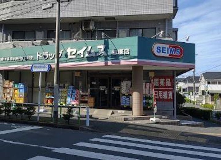 コンフォート・サイトの周辺