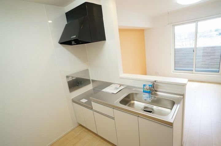 栃木県矢板市扇町2(アパート)の賃貸物件のキッチン