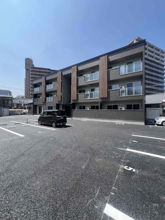広島県広島市安佐南区西原4の賃貸アパートの外観