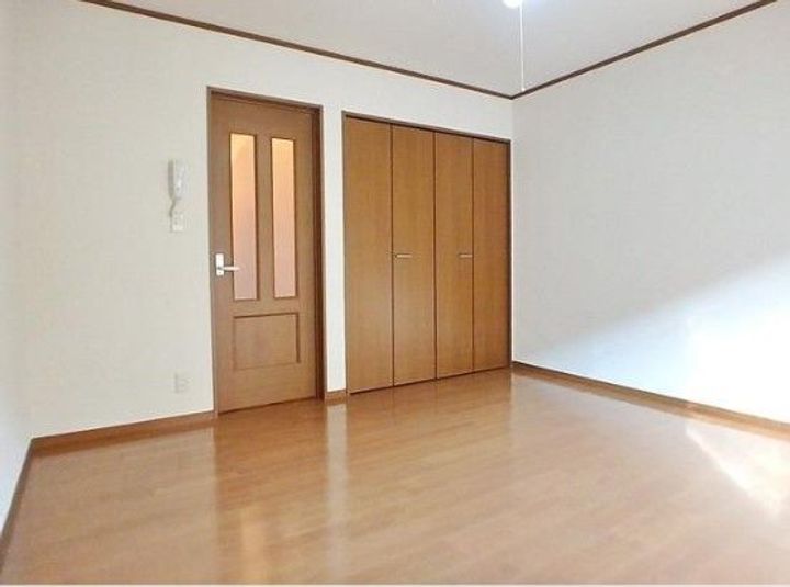 クレセントの居間