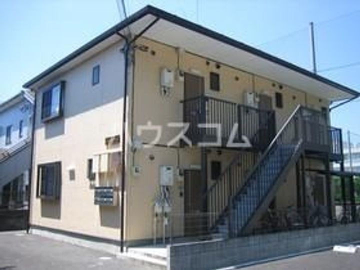 クレセントの外観