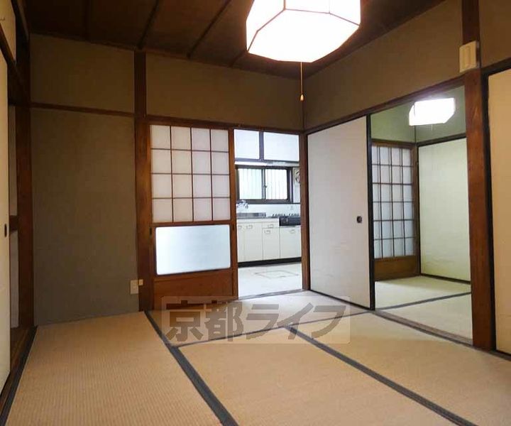 京都府京都市伏見区深草大亀谷内膳町(一戸建)の賃貸物件の居間