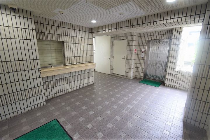 メゾン ド セレニテの地図