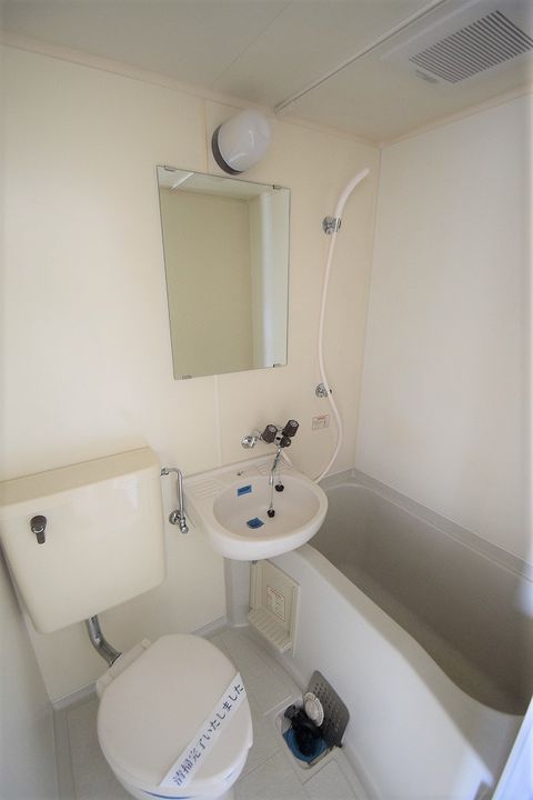 メゾン ド セレニテの風呂