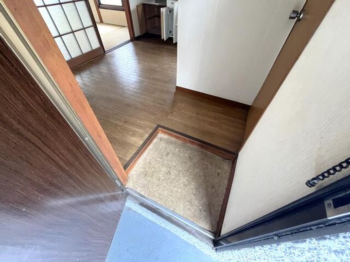 東京都江戸川区松島4(アパート)の賃貸物件の玄関