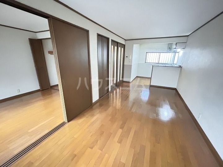 グリーンルーフ1の居間