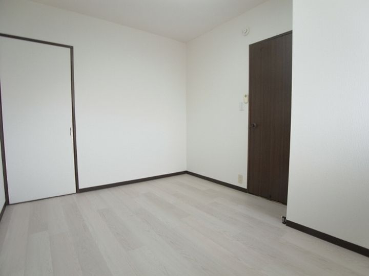 グリーンハイツフルハタの内装