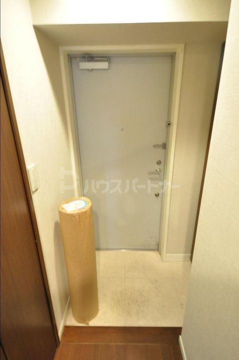 カスタリア三ノ輪の玄関