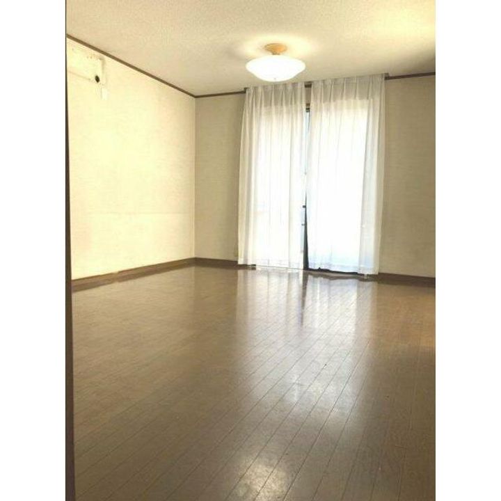 神奈川県海老名市東柏ケ谷3(一戸建)の賃貸物件の居間