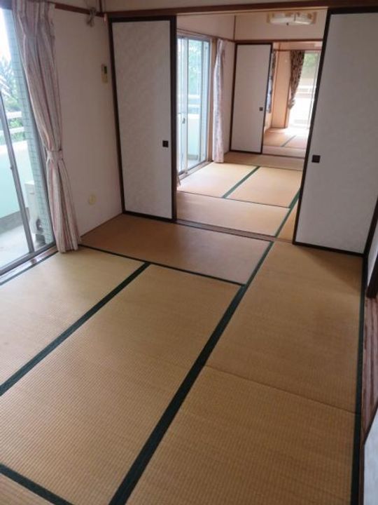第2森合ビルの内装
