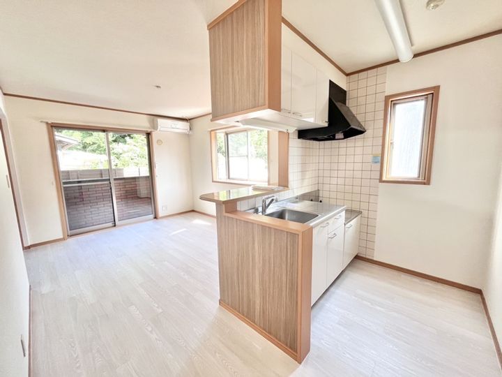 アゼリアンの居間