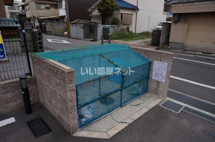 大阪府高槻市上本町(アパート)の賃貸物件の地図