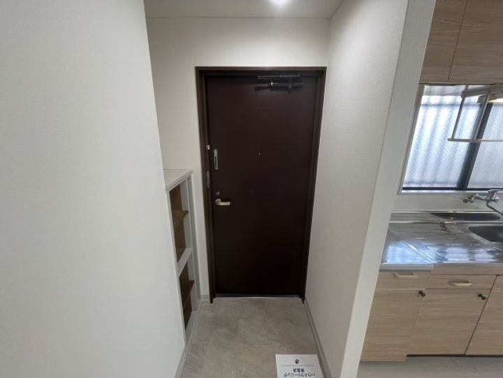 シャンボール今里II番館の玄関