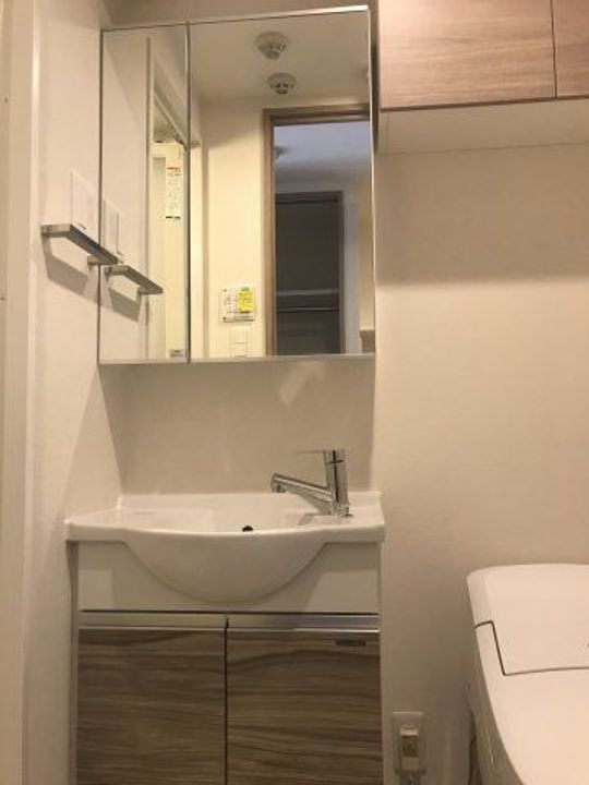 東京都港区芝2(マンション)の賃貸物件の内装