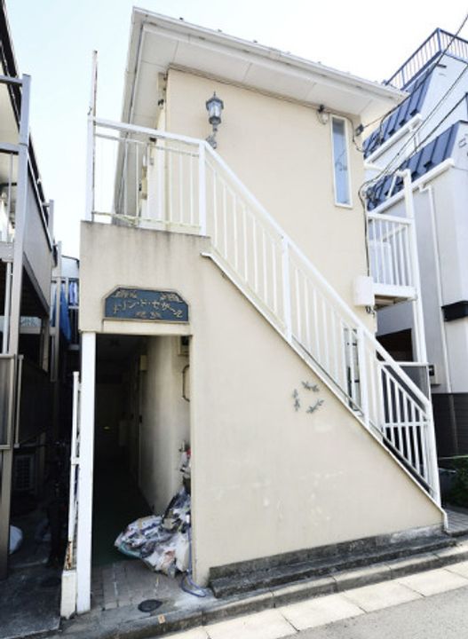 東京都世田谷区下馬2(アパート)の賃貸物件の外観