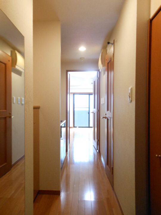 東京都港区芝3(マンション)の賃貸物件の玄関