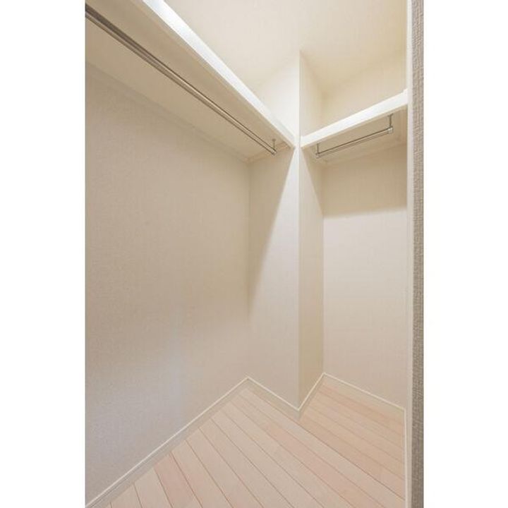 ヴィガラス川成新町の内装