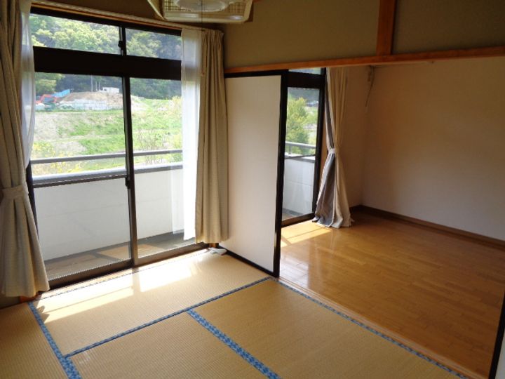 グランヒルアベニューBの居間