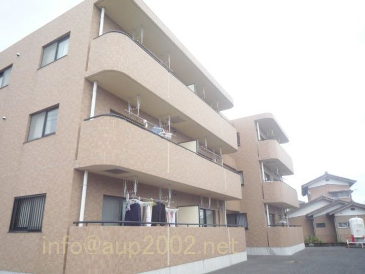 モギマンションの外観