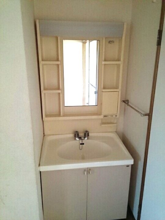 香川県観音寺市植田町(アパート)の賃貸物件の内装