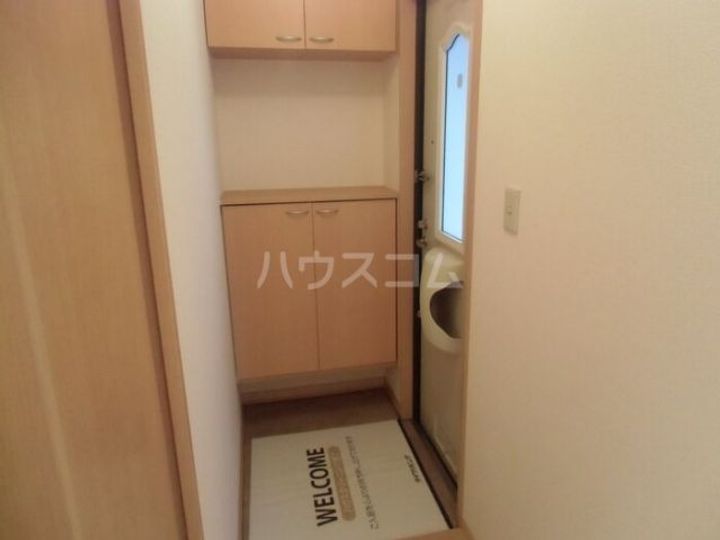 山梨県甲斐市万才(アパート)の賃貸物件の玄関