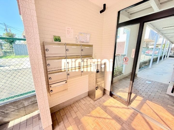 エステートピア子安の地図