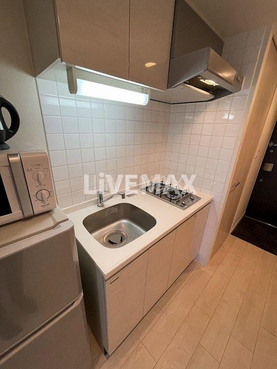 プレサンス名古屋STATIONサティナのキッチン