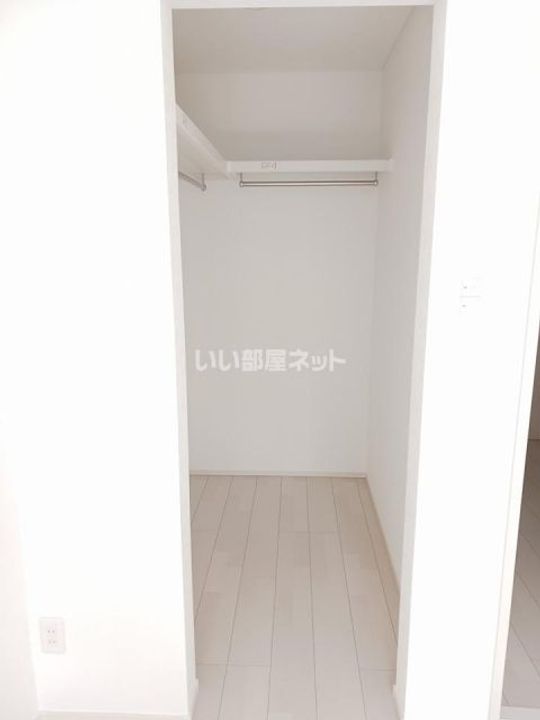 メゾン出西の内装