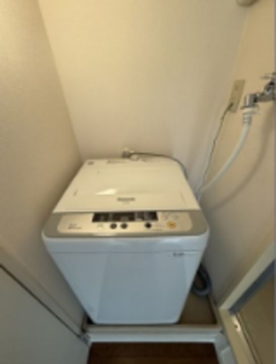 レオパレスピュアグリーンIIの居間