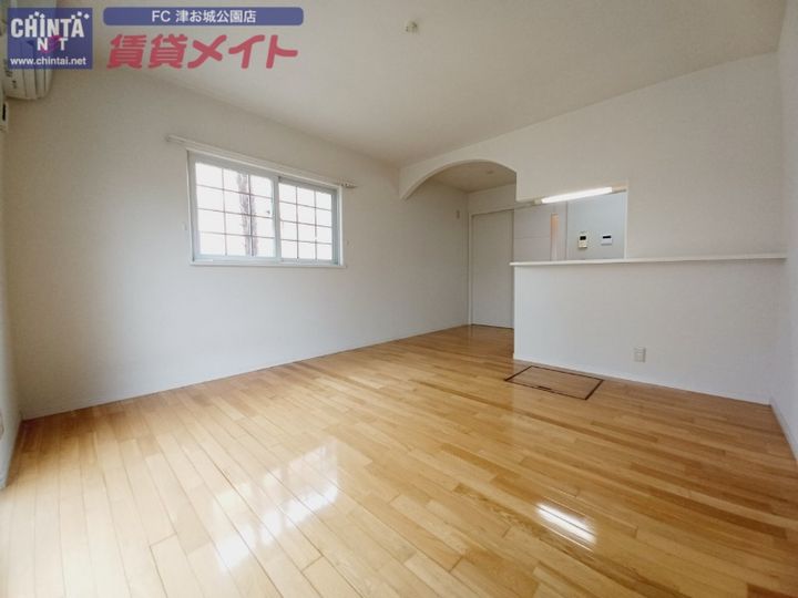 三重県津市阿漕町津興(一戸建)の賃貸物件の居間