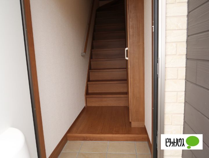 山形県山形市山家本町1(アパート)の賃貸物件の玄関