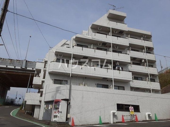 サンマールかしわ台の外観