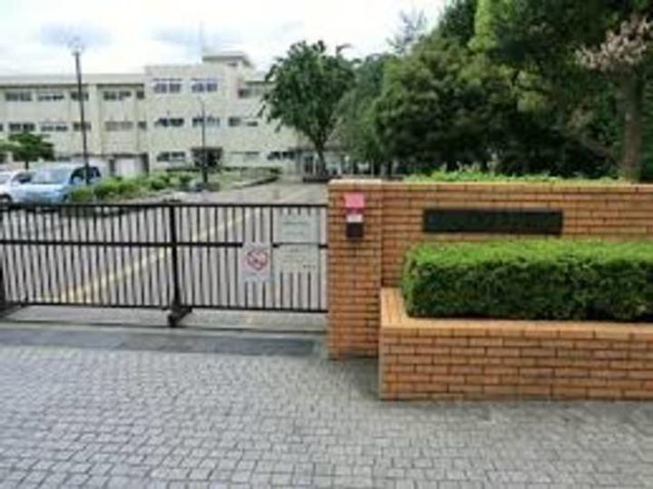GRAND CHARIOTの周辺