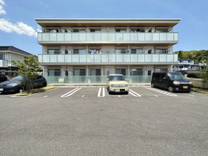高知県高知市薊野北町4(マンション)の賃貸物件の外観