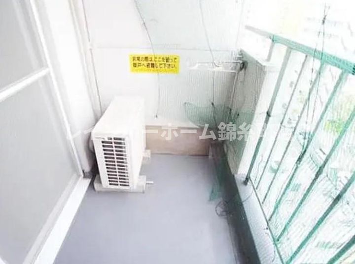 トップ押上の内装