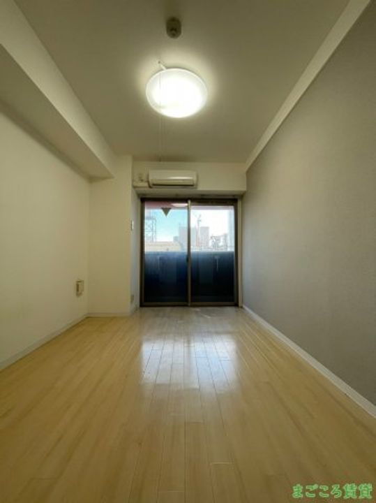 グランパシフィック堀江WESTの居間