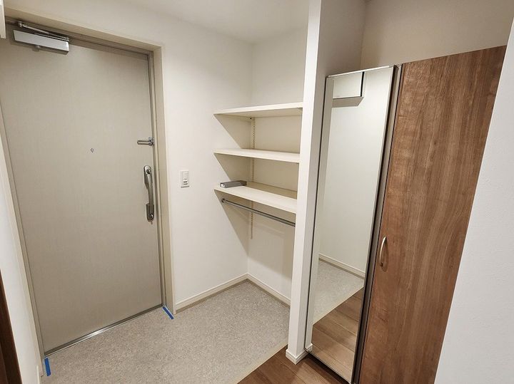 SANZEM(サンゼム)の玄関