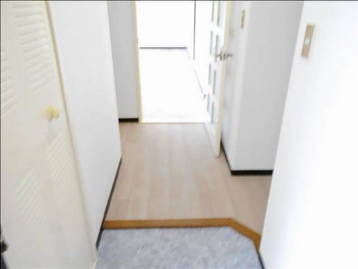 コーポサンシャインの玄関