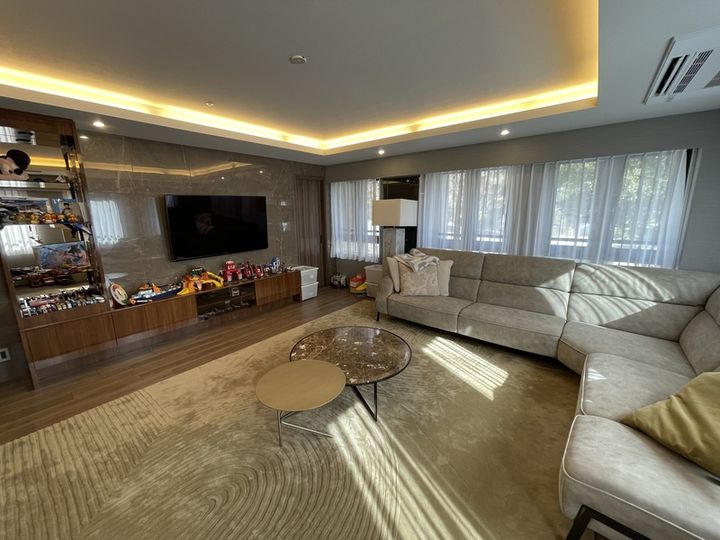 シエリア神戸北野坂の居間