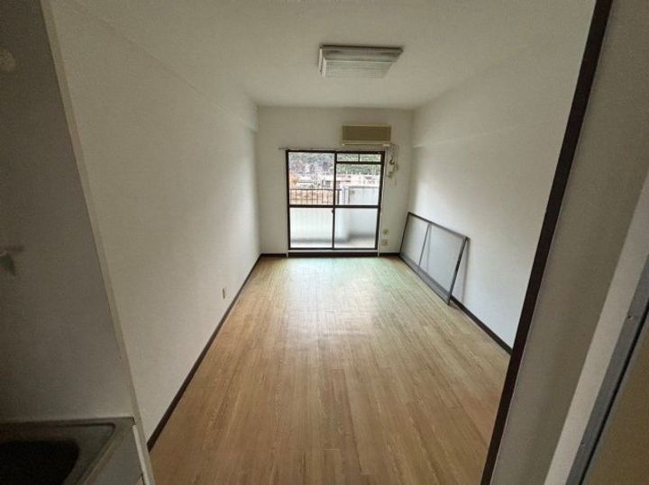 ホワイトパレス山口の外観