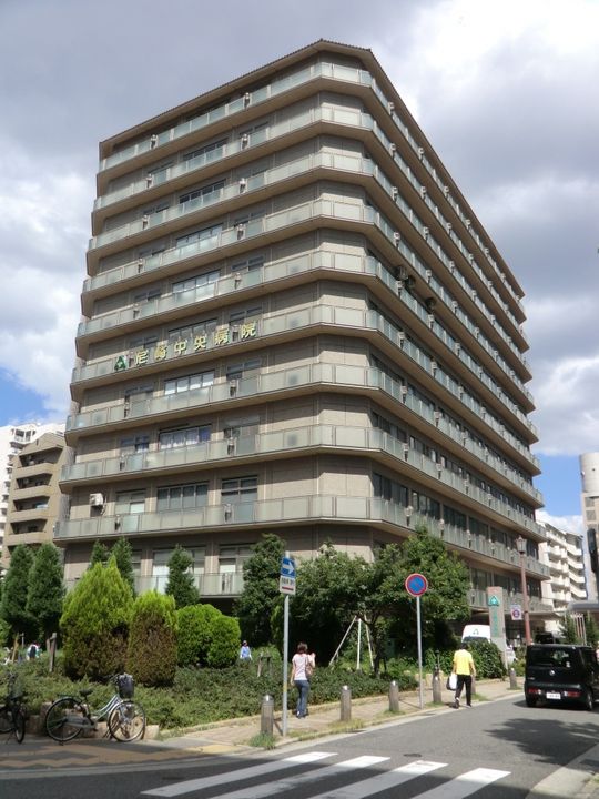 クリスタルプラザの周辺