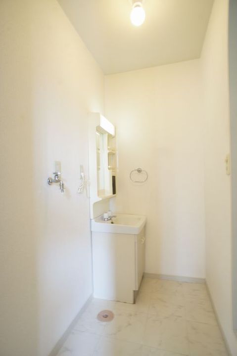 カーサ十一屋  C 102号室の内装