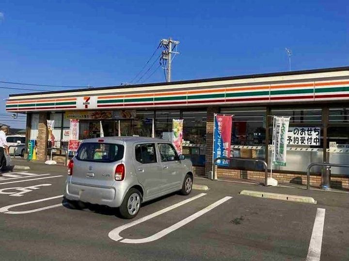 モアクレストの周辺