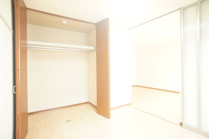 レジデンス薬園台の内装