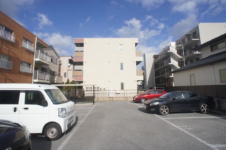 レジデンス薬園台の地図