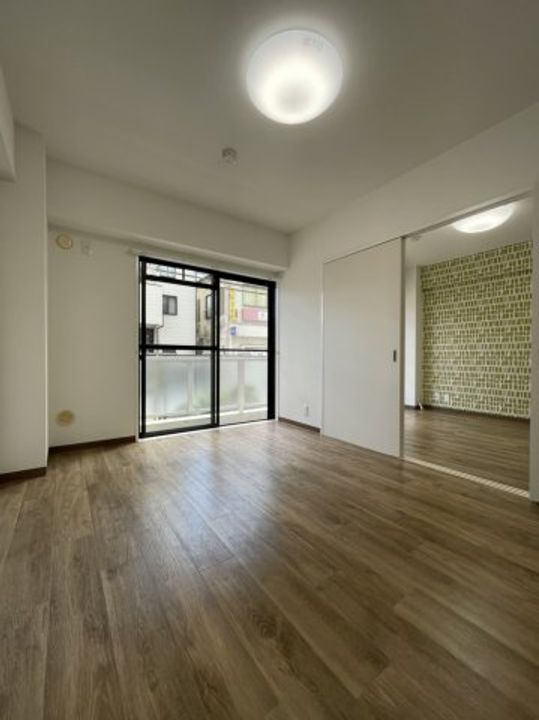 F.Sマンション元郷の居間