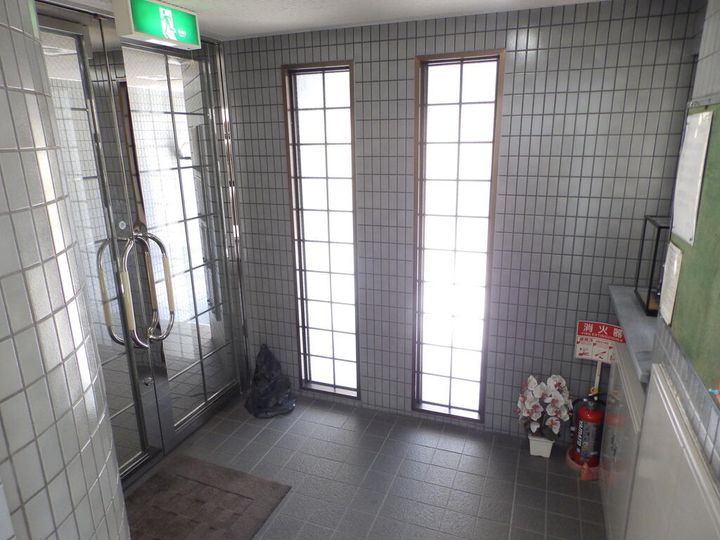 長谷川ビルの地図